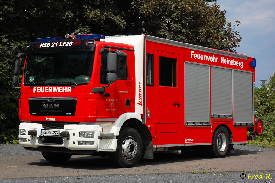 Florian Heinsberg 21 LF 20-01